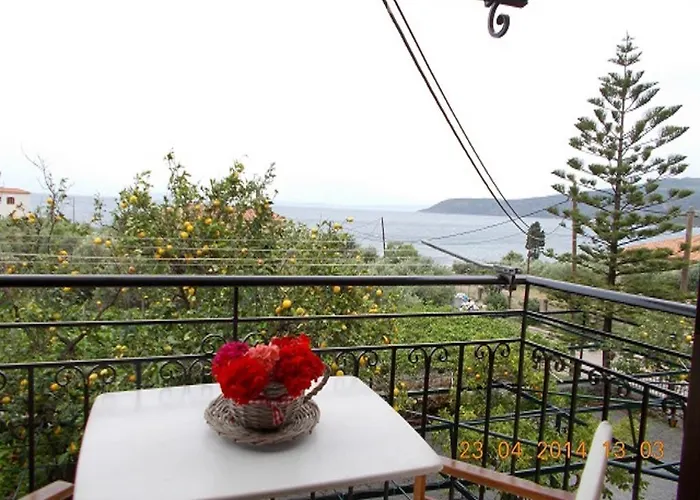 Skardamoula\'S Studios And Apartments, 2