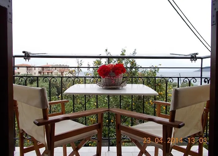 Skardamoula\'S Studios And Apartments, 2