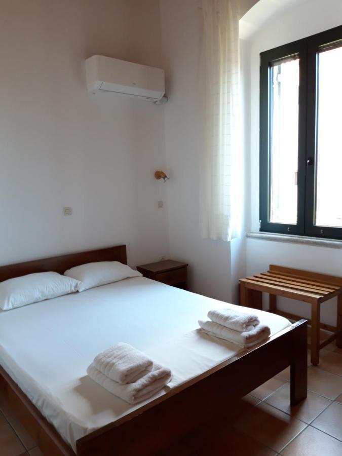 Skardamoula's And Apartments, 2 * Kardamyli