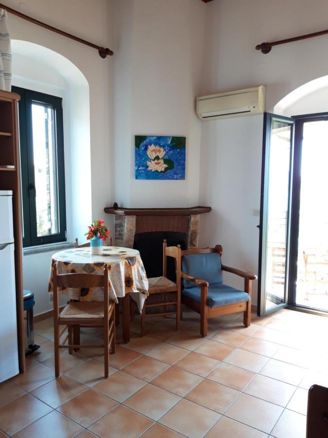 Skardamoula's And Apartments, 2 Kardamyli