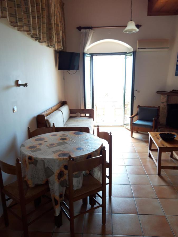 Apartment Skardamoula's And Apartments, 2 *